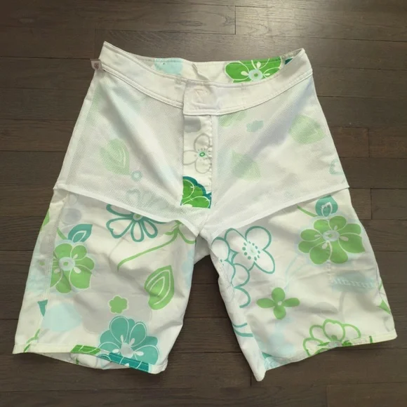Stussy Swim White Floral Shorts - Picture 2 of 8